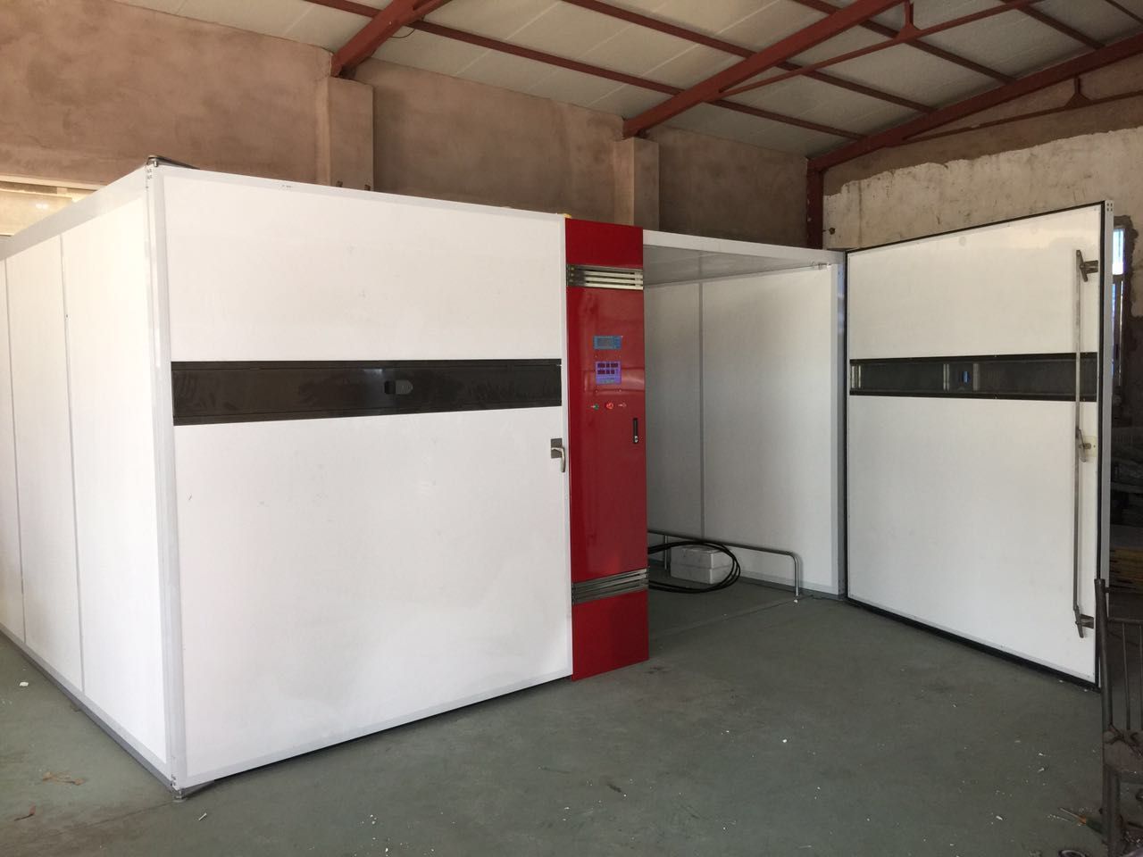 บล็อกบริษัทล่าสุดเกี่ยวกับ การเพิ่มอัตราการคลอดลูกในภูมิอากาศอุณหภูมิ: ความลับของเทคโนโลยี CO2 & Cooling ของ ELT-57600S