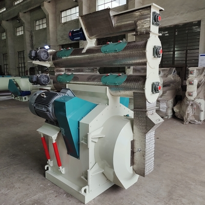 ซื้อ 45kw สายการผลิตเม็ดไม้ที่ 8 แหวนตายเครื่องอัดเม็ดอาหารสัตว์ online manufacture