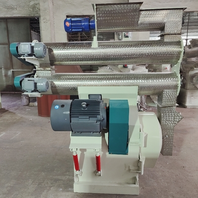 ซื้อ เครื่องผลิตเม็ดอาหารไก่แบบวงแหวนแนวนอน 55KW 10TH online manufacture